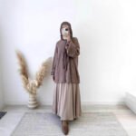 Women’s Fashionable Muslim Top and Skirt 2-Piece Set | Modest Wear
